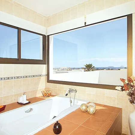 Casa Blancas Villa Playa Blanca (Lanzarote)